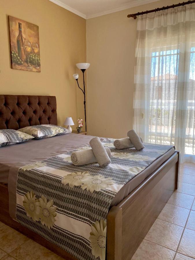 Theodora'S Studios Repanidhion المظهر الخارجي الصورة